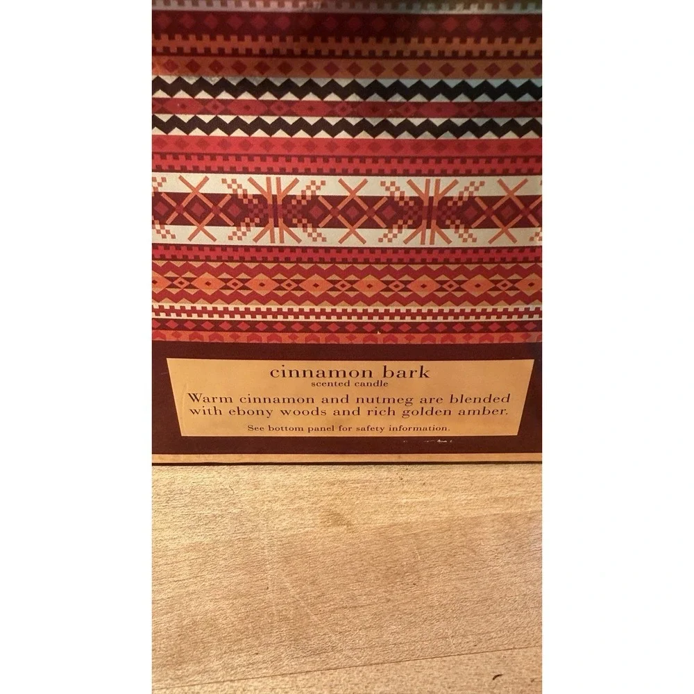 ED On Air Ellen DeGeneres Cinnamon & Bark Candle by NEST Fragrances - New In Box